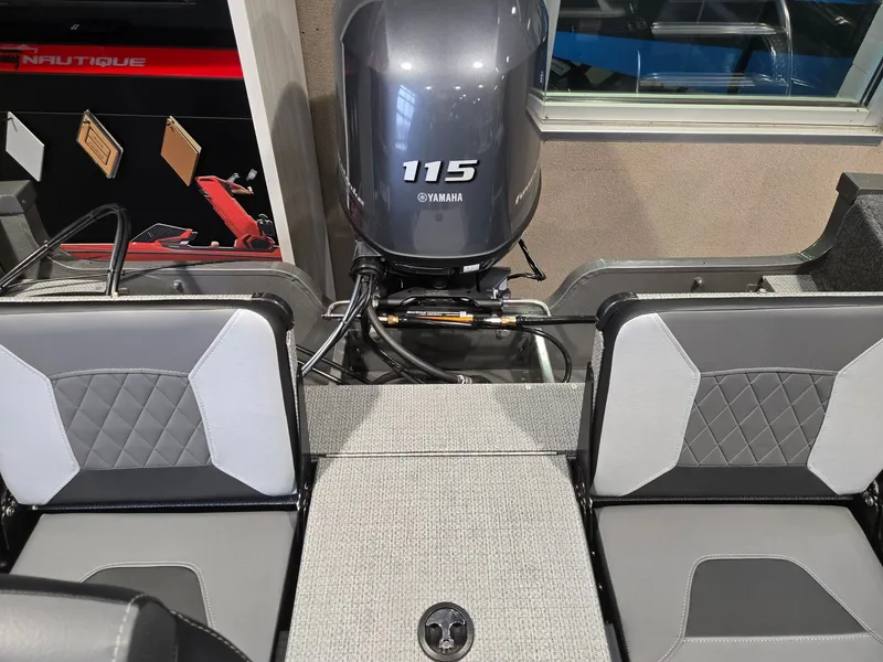 Slide: The Image of Yamaha 115 outboard motor on G3 AV 178 C boat, 2026 model. - 8