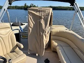 Slide: The Image of Harris 20' Sunliner 2011 - 13