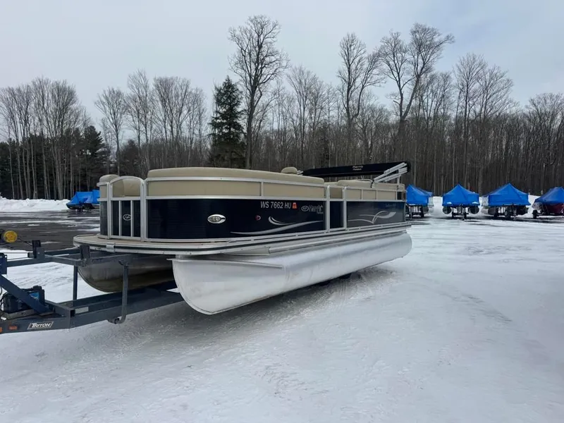 Slide: The Image of Harris 20' Sunliner 2011 - 4