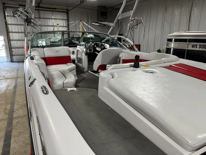 Slide: The Image of Nautique SV-211 Team 2006 - 15