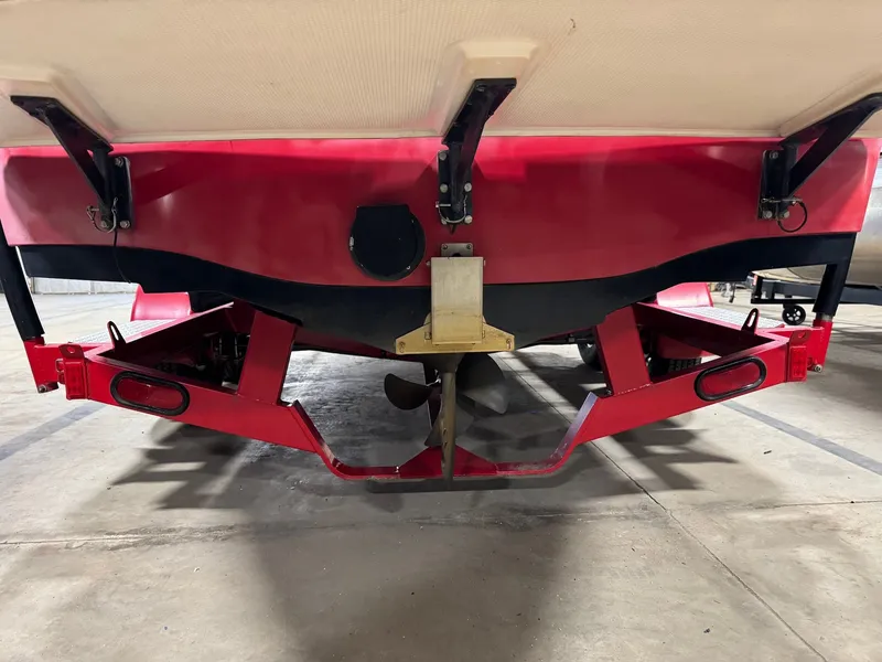 Slide: The Image of Nautique SV-211 Team 2006 - 25