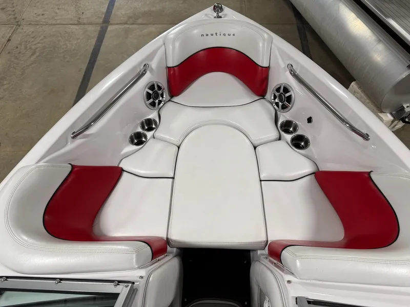 Slide: The Image of Nautique SV-211 Team 2007 - 7