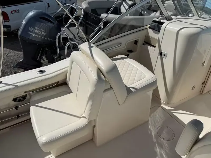 Slide: The Image of Interior of a 2019 Grady-White Freedom 235 boat. - 7