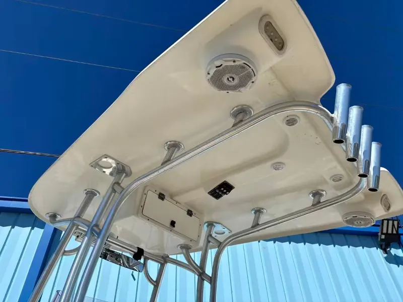 Slide: The Image of NauticStar 2102 Legacy 2018 - 5