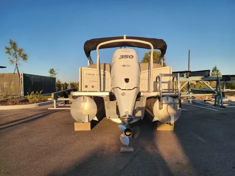 Slide: The Image of Premier 270 S Series 2022 - 5