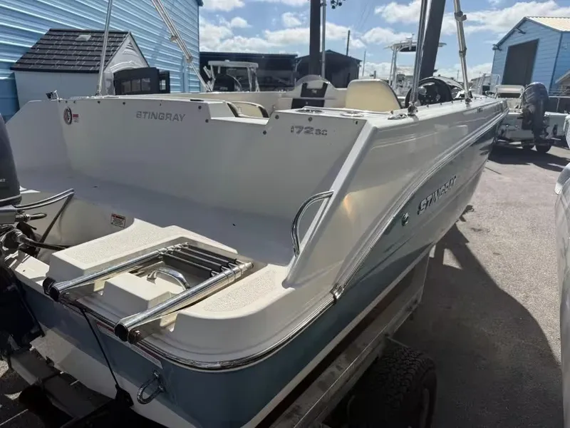 Slide: The Image of Stingray 172 SC 2021 - 4