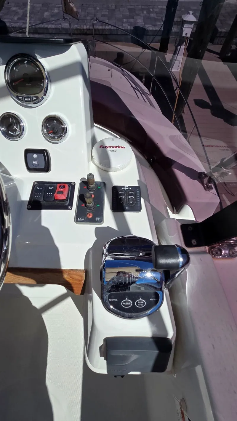 Slide: The Image of Beneteau Swift Trawler 35 2019 - 16