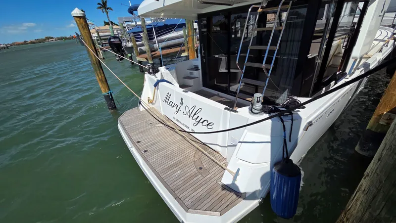 Slide: The Image of Beneteau Swift Trawler 35 2019 - 2