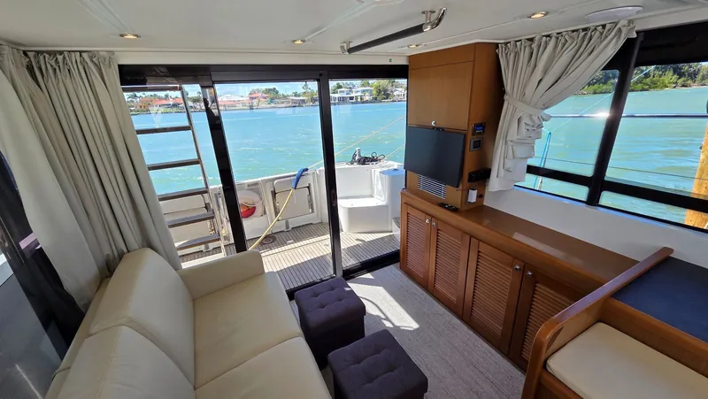 Slide: The Image of Beneteau Swift Trawler 35 2019 - 24