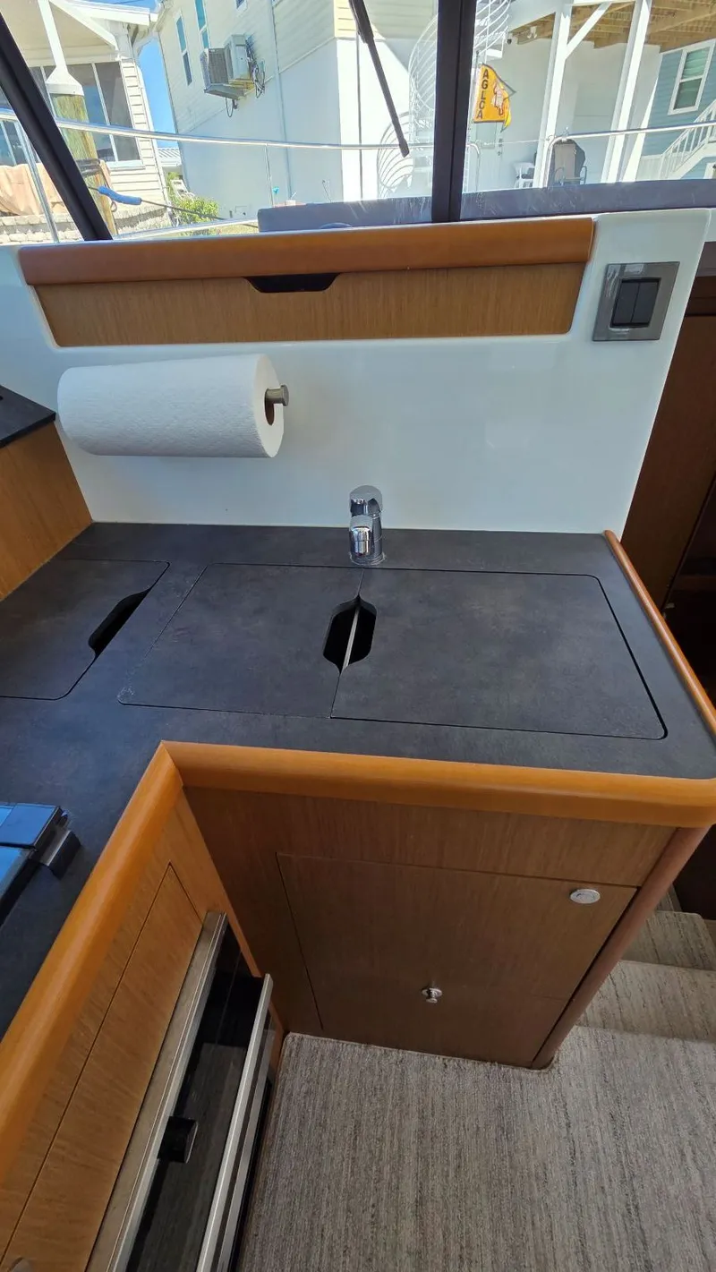 Slide: The Image of Beneteau Swift Trawler 35 2019 - 36