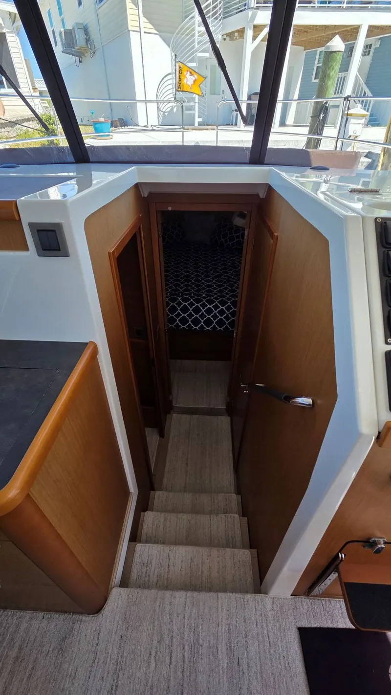 Slide: The Image of Beneteau Swift Trawler 35 2019 - 48