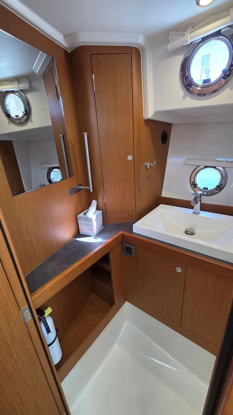 Slide: The Image of Beneteau Swift Trawler 35 2019 - 56