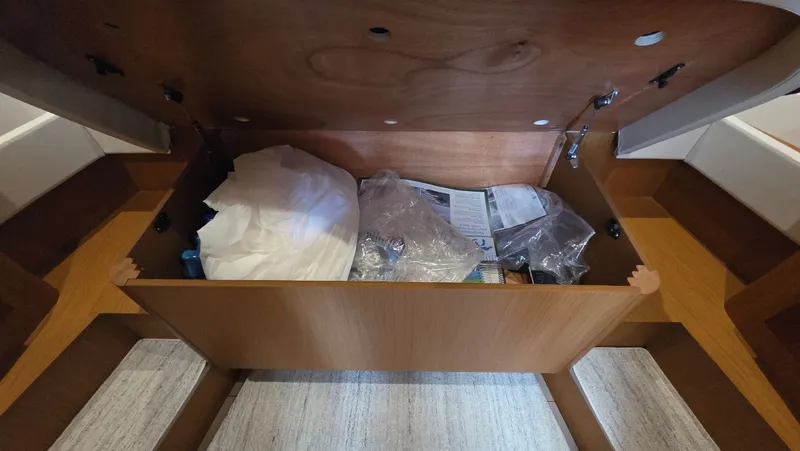 Slide: The Image of Beneteau Swift Trawler 35 2019 - 61