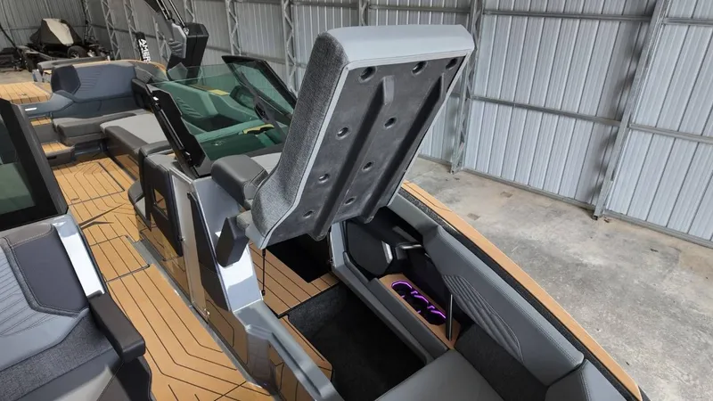 Slide: The Image of MasterCraft X24 2026 - 31