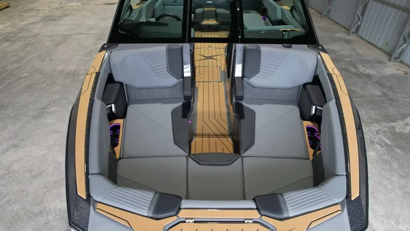 Slide: The Image of MasterCraft X24 2026 - 35