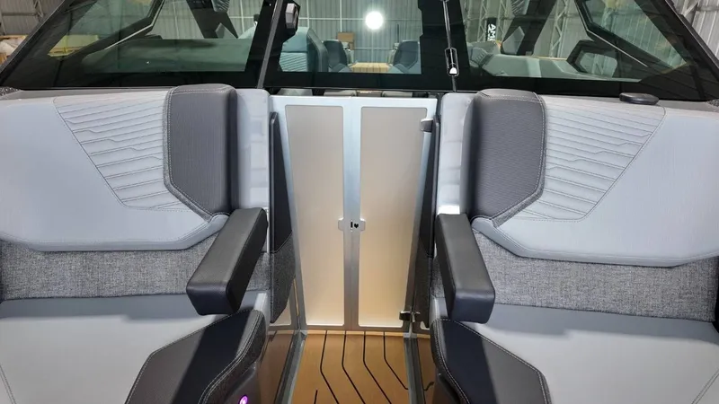 Slide: The Image of MasterCraft X24 2026 - 44