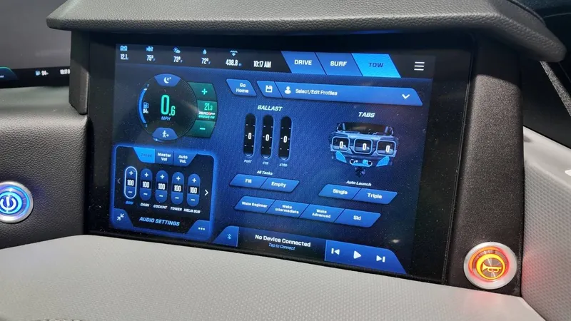 Slide: The Image of MasterCraft X24 2026 - 61