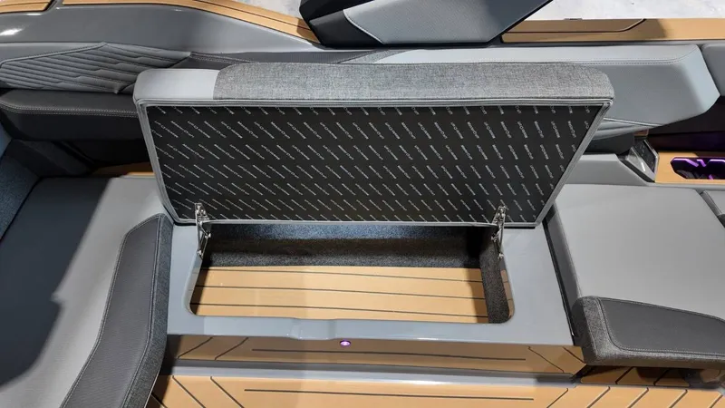 Slide: The Image of MasterCraft X24 2026 - 79