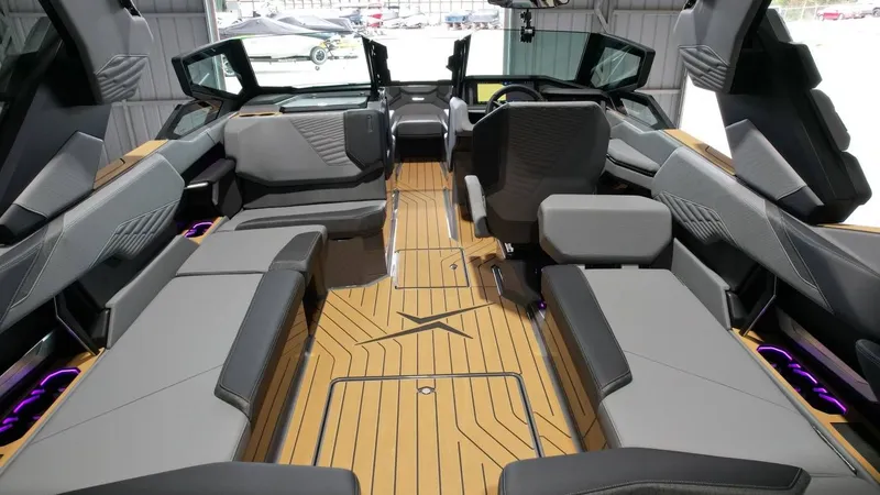 Slide: The Image of MasterCraft X24 2026 - 88