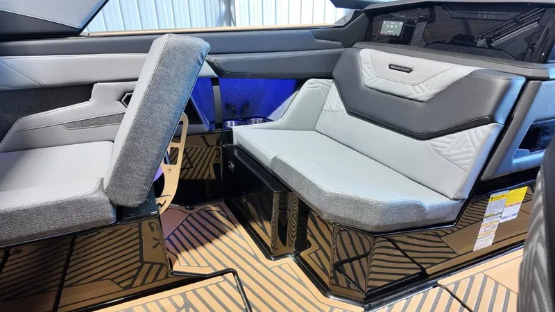 Slide: The Image of MasterCraft XSTAR23 2026 - 101