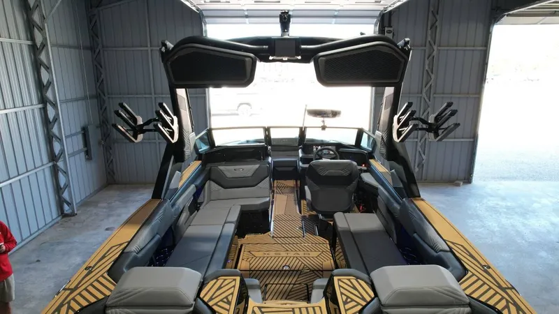 Slide: The Image of MasterCraft XSTAR23 2026 - 117