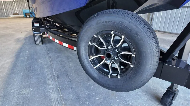 Slide: The Image of MasterCraft XSTAR23 2026 - 152