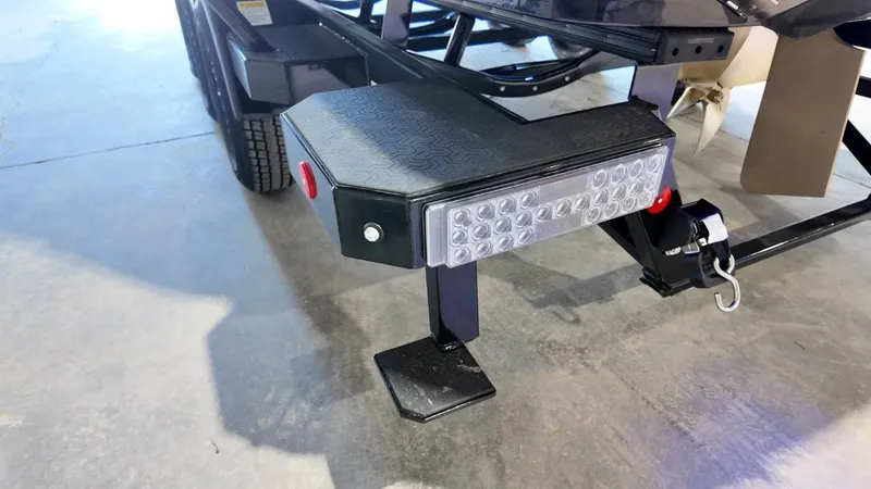 Slide: The Image of MasterCraft XSTAR23 2026 - 162