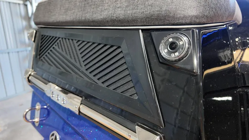 Slide: The Image of MasterCraft XSTAR23 2026 - 17