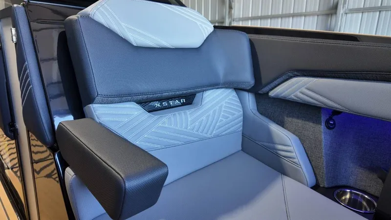 Slide: The Image of MasterCraft XSTAR23 2026 - 34