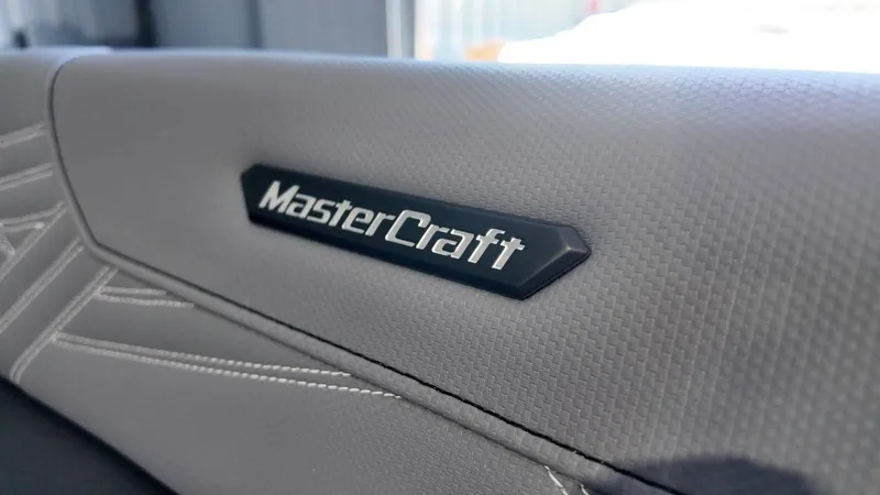 Slide: The Image of MasterCraft XSTAR23 2026 - 40