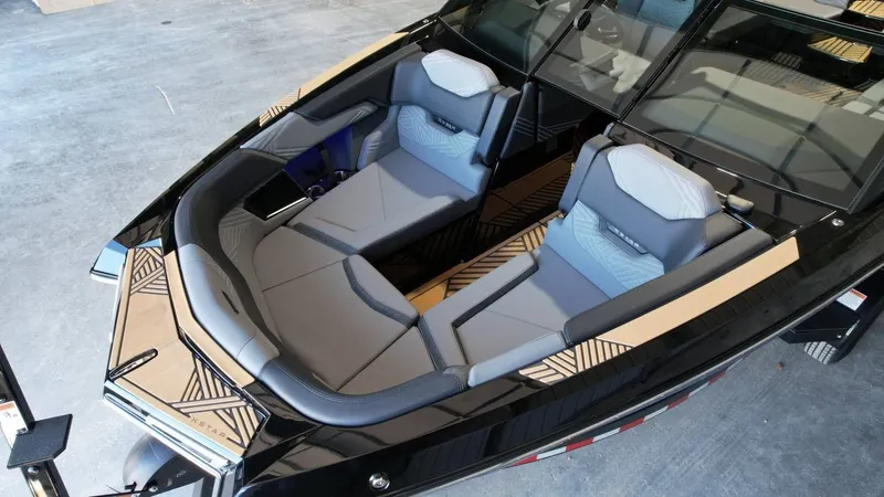 Slide: The Image of MasterCraft XSTAR23 2026 - 44