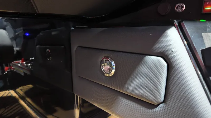 Slide: The Image of MasterCraft XSTAR23 2026 - 77