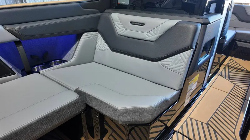 Slide: The Image of MasterCraft XSTAR23 2026 - 84