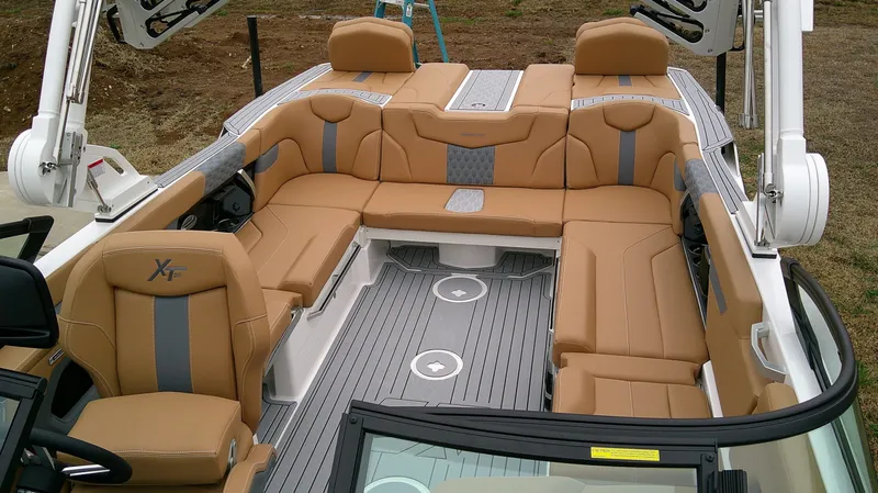 Slide: The Image of Interior of 2026 MasterCraft 24 XT with luxurious seating. - 18