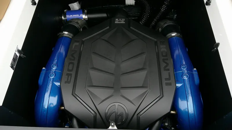 Slide: The Image of Ilmor engine in MasterCraft 24 XT 2026 boat. - 19