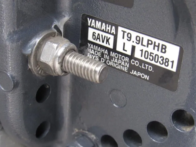 Slide: The Image of Yamaha engine plate on Stabicraft 1550 Fisher 2021. - 16