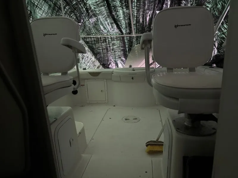 Slide: The Image of Seaswirl 2301 Striper 2006 - 12