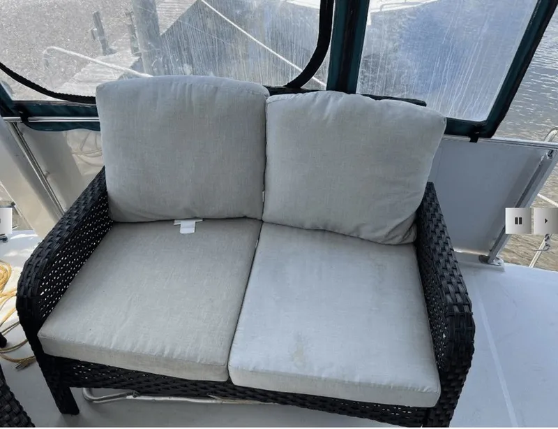 Slide: The Image of Carver Yachts 355 Aft Cabin 1994 - 9