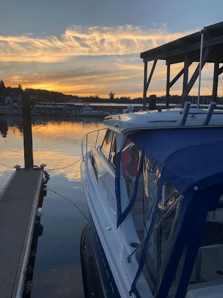 Slide: The Image of Bayliner Discovery 2011 - 13