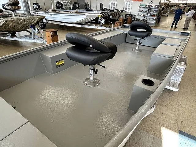 Slide: The Image of Xtreme Boats Classic 1754 SS 2026 - 6