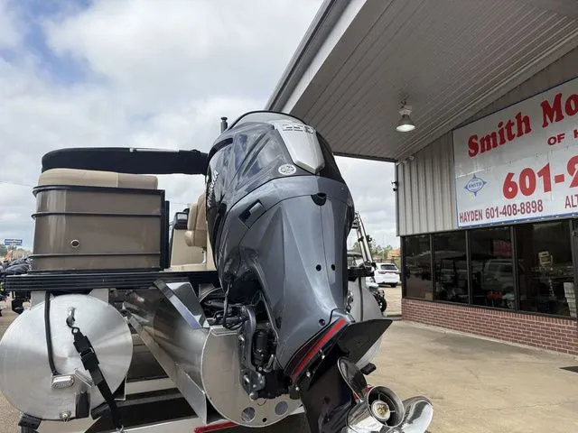 Slide: The Image of Veranda VR22RC 2026 - 15