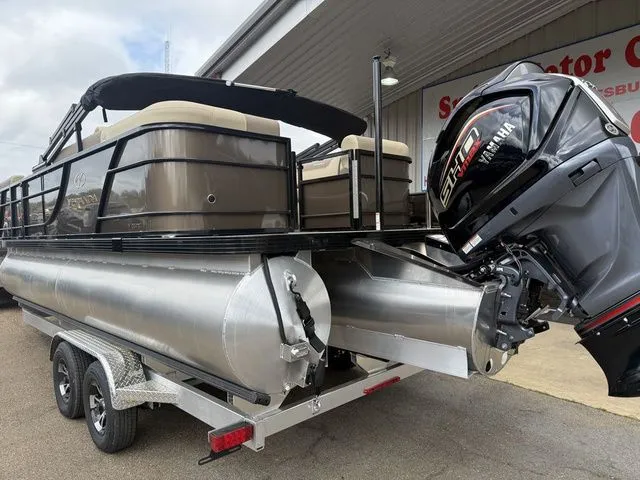 Slide: The Image of Veranda VR22RC 2026 - 16