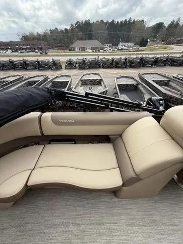 Slide: The Image of Veranda VR22RC 2026 - 29