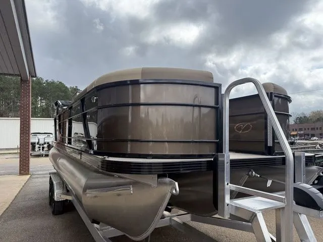 Slide: The Image of Veranda VR22RC 2026 - 9