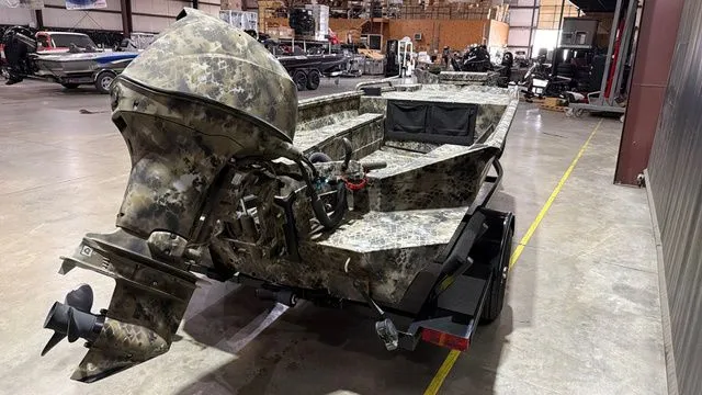 Slide: The Image of Excel 1651 Viper W/Tohatsu 40 2024 - 5