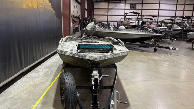 Slide: The Image of Excel 1651 Viper W/Tohatsu 40 2024 - 8