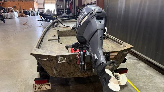 Slide: The Image of G3 1548DK W/Yamaha 25 2016 - 4