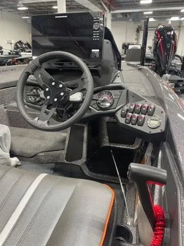 Slide: The Image of Skeeter ZXE20 2026 - 8