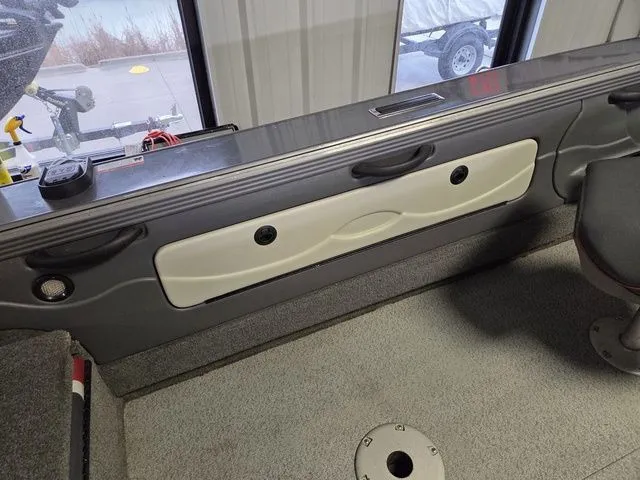 Slide: The Image of Lund 1850 Tyee Sport 2008 - 8