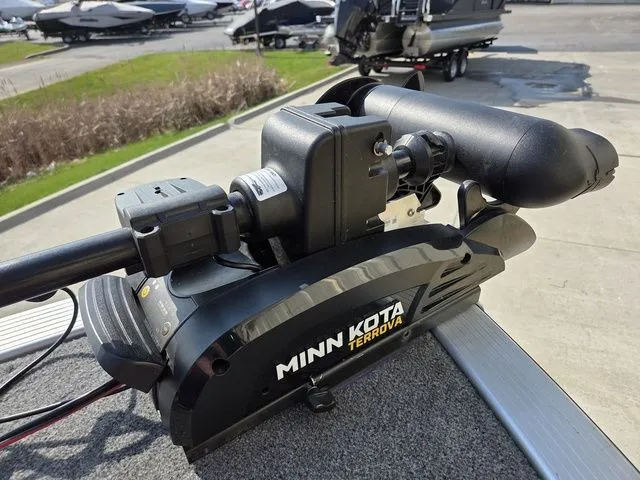 Slide: The Image of Alumacraft 165 Navigator 2011 - 28